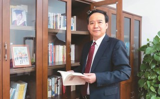 金陵科技大 金陵科技学院换帅！新校长来自泰州学院，是位75后学者年轻有为